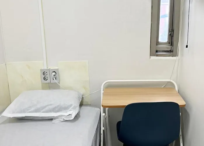 Capsule hotel Sunshinhongdeuni-men Only