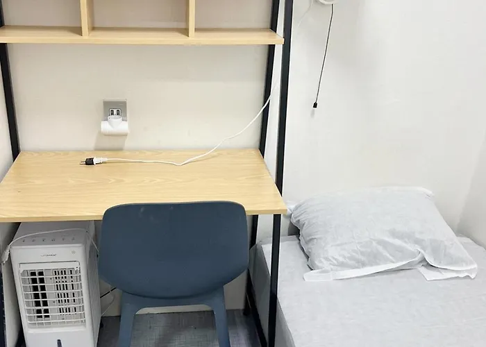 Sunshinhongdeuni-men Only Capsule hotel *