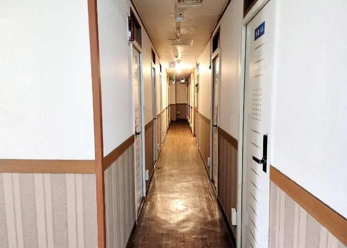Sunshinhongdeuni-men Only Capsule hotel Seoul